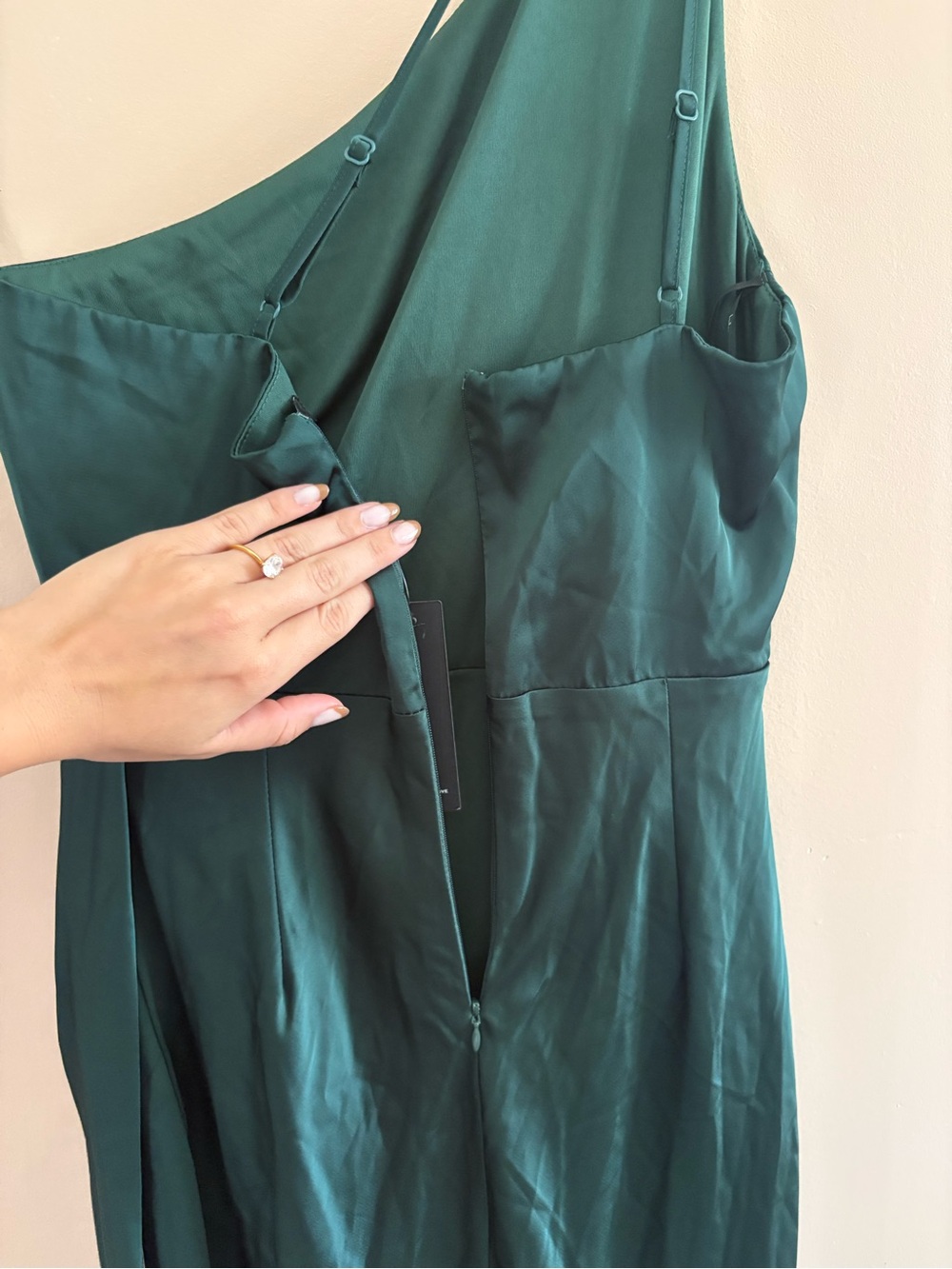 Lulus Signature Elegance Emerald Satin One-Shoulder Maxi Dress Size Large Formal - Picture 9 of 12